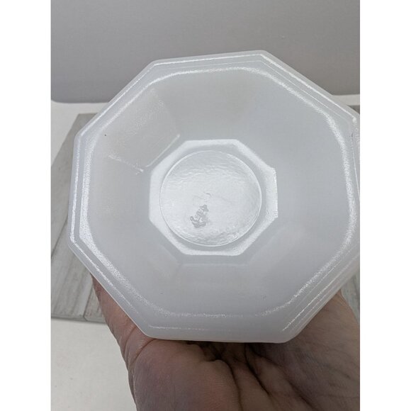 Vintage Anchor Hocking White Milk Glass 6 3/4" Pitcher Grapes Pattern - Picture 6 of 6